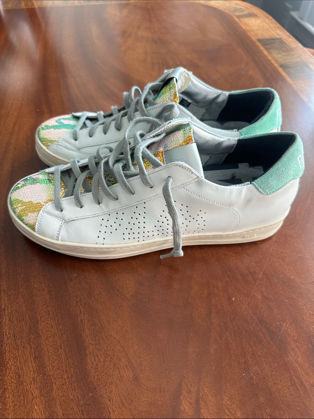 P448 John Women's Sneakers white metallic croc size 39